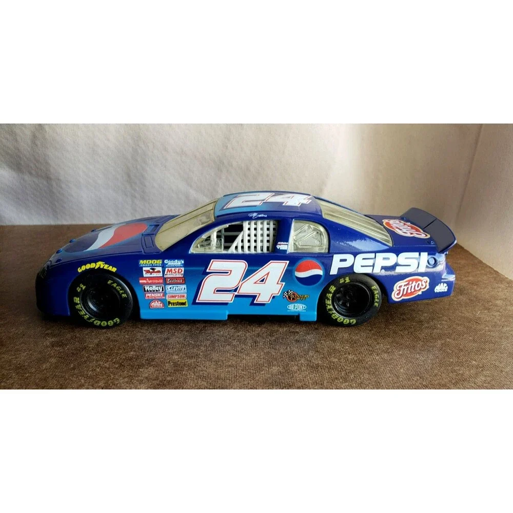 1999 Hasbro NASCAR JEFF GORDON '98MONTE CARLO CHEVROLET PEPSI 24 Blue 1:24 LOOSE